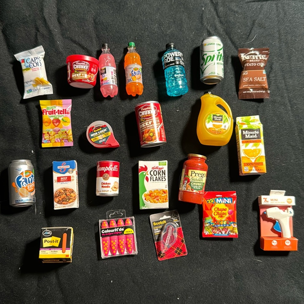 22 mini brand figures
